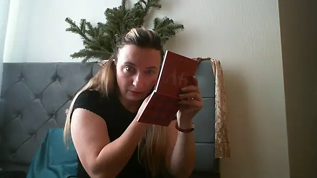 SusanCurt online show from January 18, 2026, 11:03 am