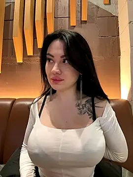 Wet  Bunny online show from September 10, 2025, 6:35 am