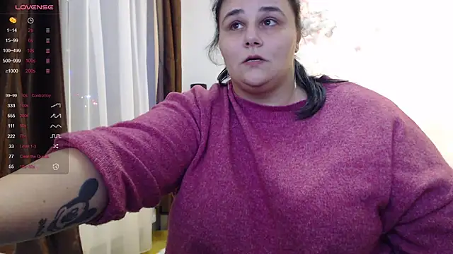 naughtykiss online show from December 13, 2024, 7:43 pm