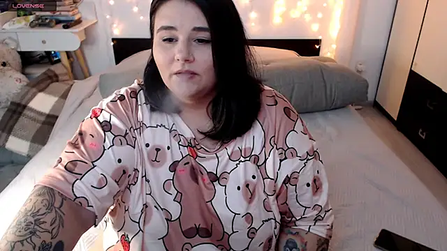 naughtykiss online show from September 10, 2025, 10:15 am