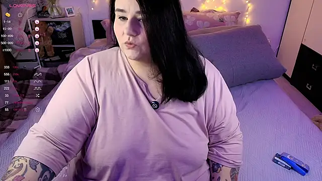 naughtykiss online show from February 27, 2026, 4:34 am