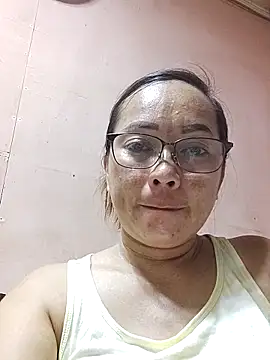 asianwet4u online show from April 15, 2026, 6:42 am