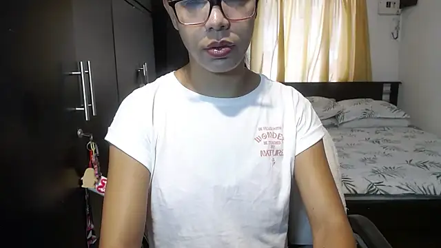 sensual nataliee online show from February 10, 2025, 2:05 pm