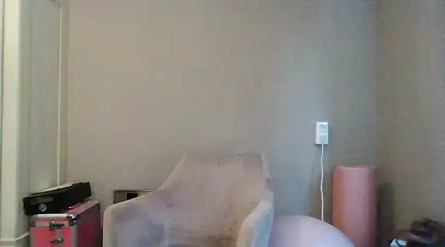 avajade online show from December 16, 2024, 12:16 pm