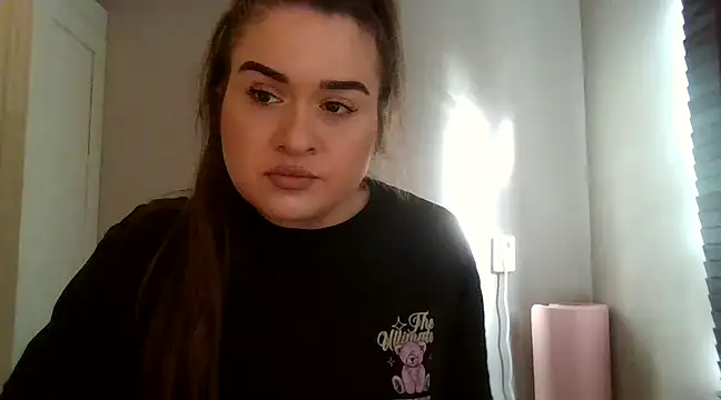 avajade online show from January 14, 2025, 12:14 pm