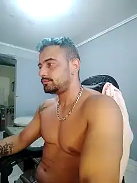 Fadinha-e-Raro online show from February 13, 2025, 1:48 pm