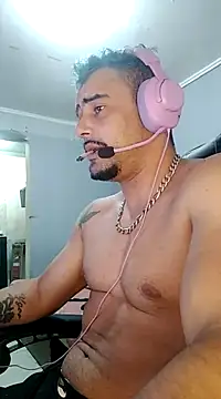 Fadinha-e-Raro online show from February 21, 2025, 2:38 pm