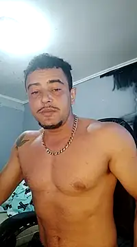 Fadinha-e-Raro online show from March 1, 2025, 11:04 pm