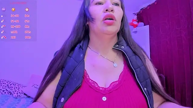 esmeralda milf online show from September 22, 2025, 11:01 am