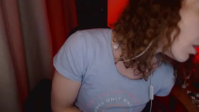 JohansonKatie online show from January 14, 2025, 4:50 pm