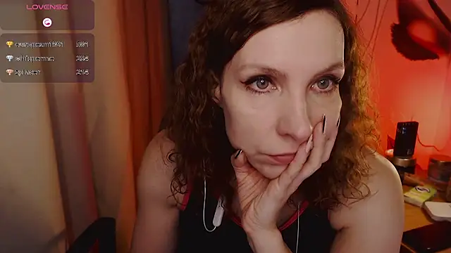 JohansonKatie online show from February 4, 2025, 6:36 am