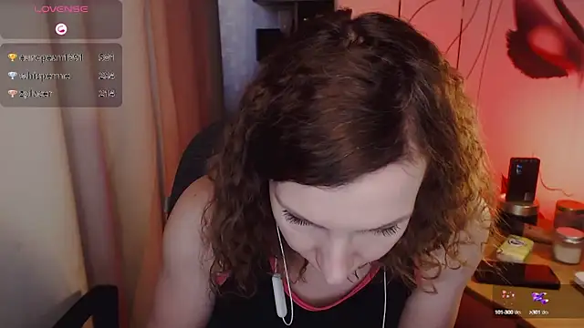 JohansonKatie online show from February 4, 2025, 9:49 am