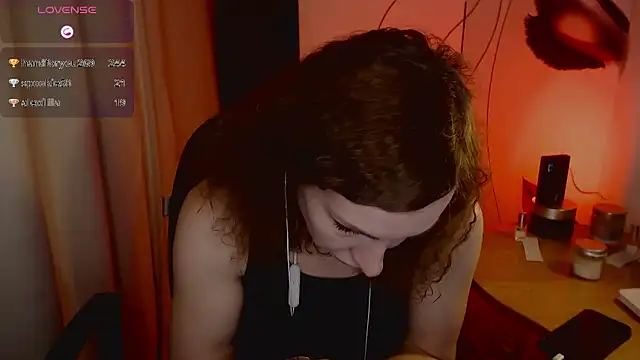 JohansonKatie online show from February 9, 2025, 3:56 pm