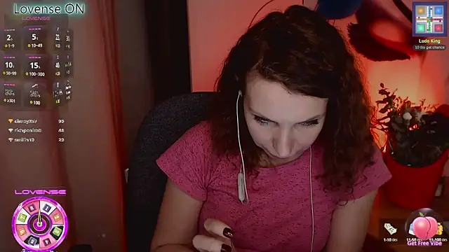 JohansonKatie online show from February 24, 2025, 9:20 pm