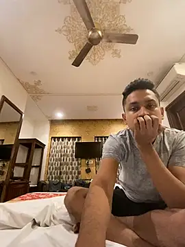 Asian femboy1 online show from December 22, 2024, 7:31 pm