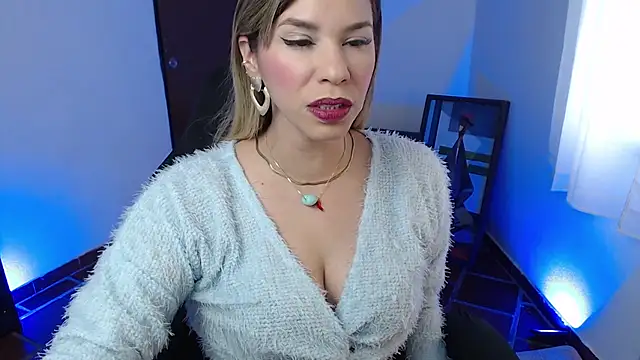 ms sofia x online show from February 10, 2025, 4:25 pm