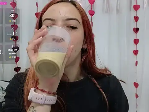 ninaa fox online show from October 2, 2025, 1:51 pm