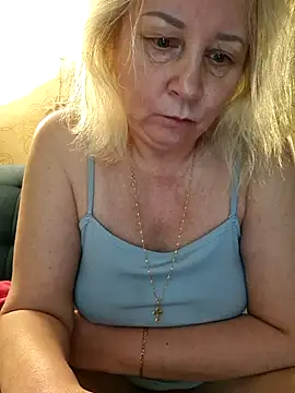 Snapshot of Janahotty chatting on May 2, 2026, 10:48 pm Janahotty online show from May 2, 2026, 10:48 pm