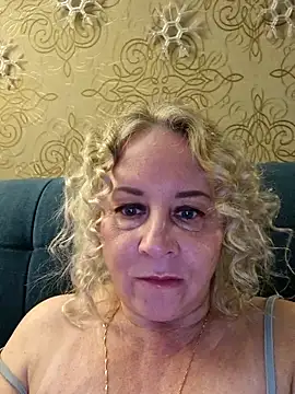 Snapshot of Janahotty chatting on May 14, 2026, 11:44 pm Janahotty online show from May 14, 2026, 11:44 pm