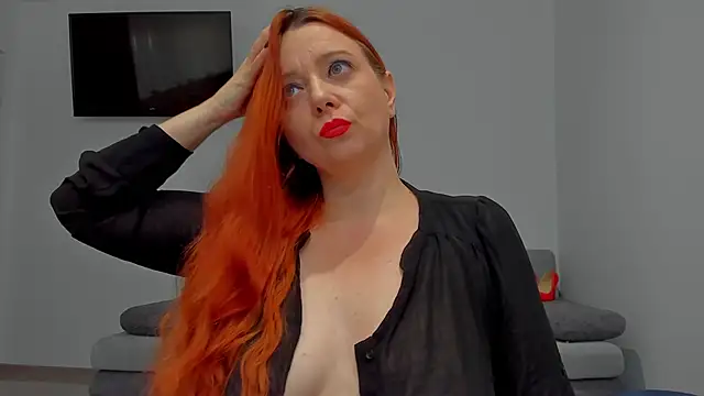 emilianna666 online show from March 13, 2026, 1:07 pm