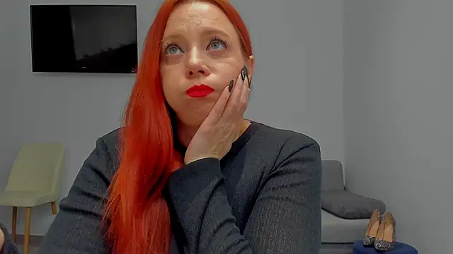 emilianna666 online show from March 28, 2026, 12:16 pm