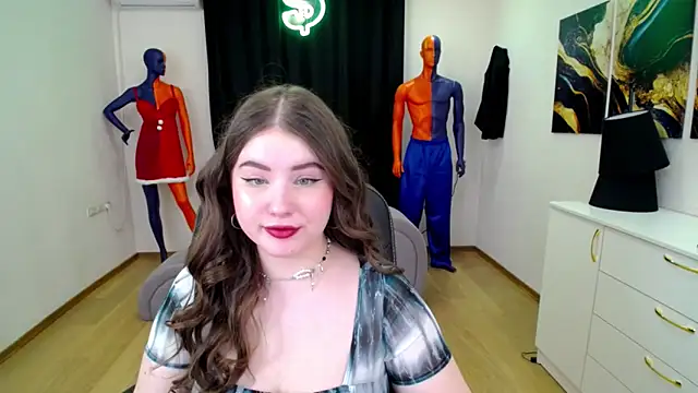 NicoleFoxery online show from February 5, 2025, 6:35 am