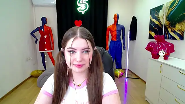 NicoleFoxery online show from February 16, 2025, 6:21 pm