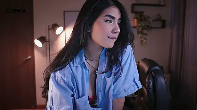 Isabella dior online show from May 22, 2026, 3:17 pm