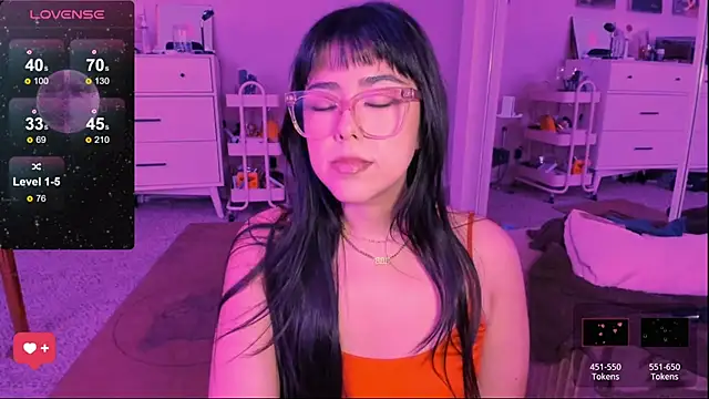 Evie-Luna online show from March 2, 2025, 2:30 am