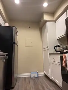 Evie-Luna online show from October 8, 2025, 9:23 pm