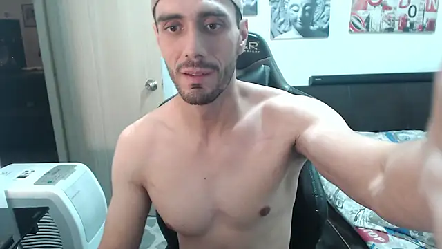 Snapshot of samuelgarcia_ chatting on December 22, 2024, 7:54 am samuelgarcia online show from December 22, 2024, 7:54 am