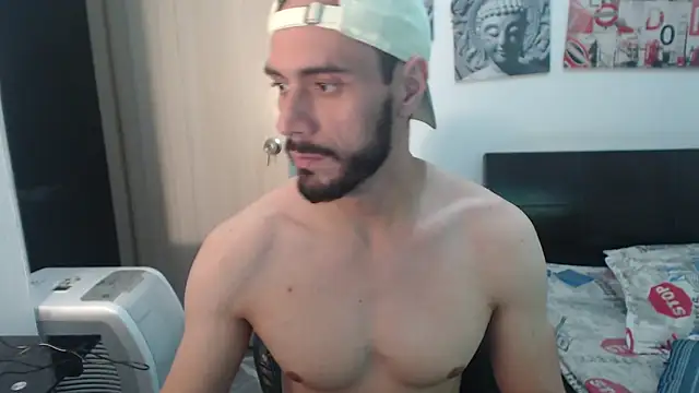 Snapshot of samuelgarcia_ chatting on March 12, 2025, 8:19 am samuelgarcia online show from March 12, 2025, 8:19 am