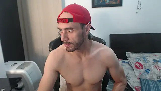 Snapshot of samuelgarcia_ chatting on March 19, 2025, 12:34 pm samuelgarcia online show from March 19, 2025, 12:34 pm