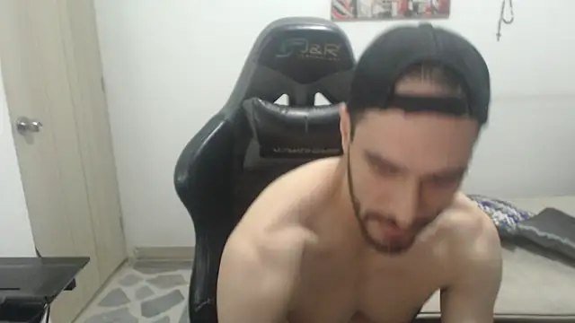 Snapshot of samuelgarcia_ chatting on October 20, 2025, 8:59 am samuelgarcia online show from October 20, 2025, 8:59 am