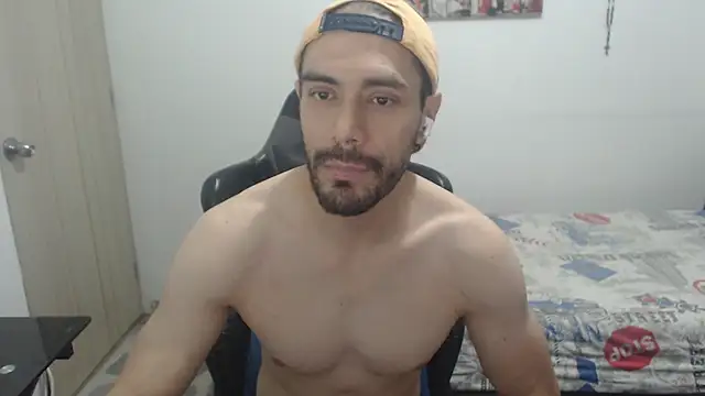 Snapshot of samuelgarcia_ chatting on June 16, 2026, 5:21 am samuelgarcia online show from June 16, 2026, 5:21 am