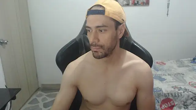 Snapshot of samuelgarcia_ chatting on July 5, 2026, 1:45 am samuelgarcia online show from July 5, 2026, 1:45 am