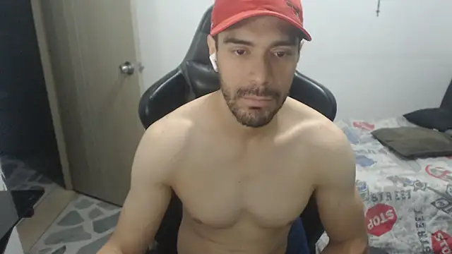 Snapshot of samuelgarcia_ chatting on July 18, 2026, 8:18 am samuelgarcia online show from July 18, 2026, 8:18 am