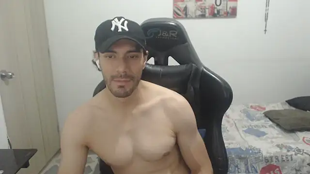 Snapshot of samuelgarcia_ chatting on July 20, 2026, 7:00 am samuelgarcia online show from July 20, 2026, 7:00 am