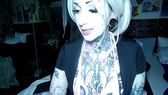 AnnieTerror online show from March 19, 2026, 11:20 pm