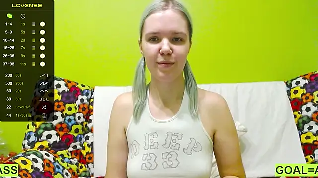 Ultra Meow online show from February 11, 2025, 3:18 am