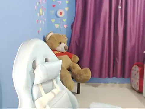 Snapshot of BOREAL_MOON chatting on February 15, 2025, 9:59 pm BOREAL MOON online show from February 15, 2025, 9:59 pm