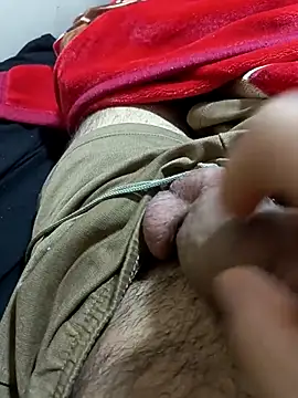 Snapshot of Fghjxdgbbcd chatting on November 4, 2025, 1:05 am Fghjxdgbbcd online show from November 4, 2025, 1:05 am