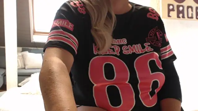 KimMitchelli online show from November 2, 2025, 9:33 am