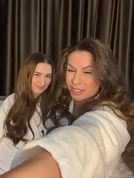 Marilyn La Rose online show from April 10, 2026, 7:40 pm