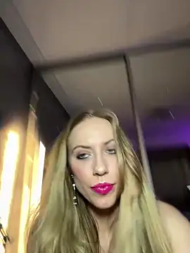 RockQueen A online show from January 31, 2025, 1:34 pm