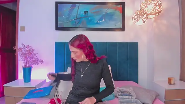 JupiteFox online show from September 30, 2025, 12:59 am