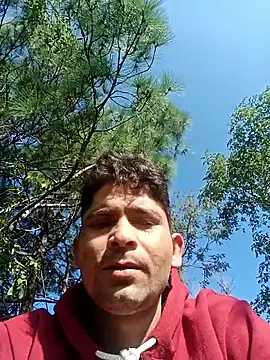 SunnyleoneBG online show from October 27, 2025, 4:05 am