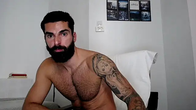 Verycutex online show from October 6, 2025, 11:07 am