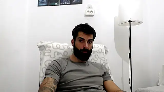 Verycutex online show from November 20, 2025, 8:19 pm