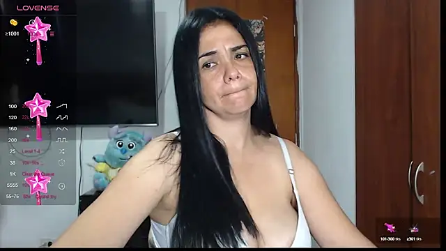 selena ferri online show from February 9, 2025, 7:41 pm